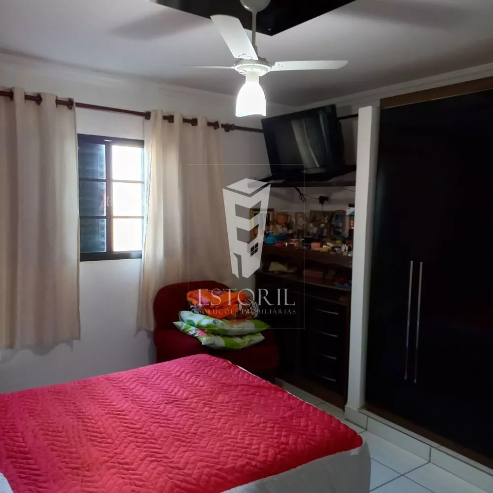 Casa à venda com 3 quartos, 300m² - Foto 6