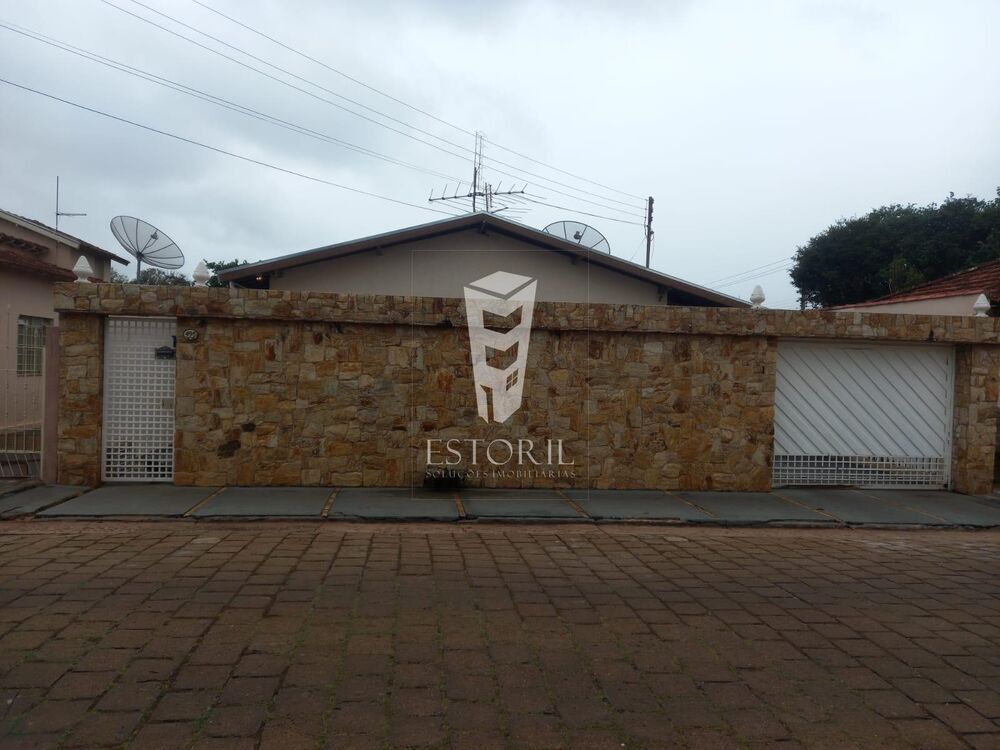 Casa à venda com 3 quartos, 422m² - Foto 4