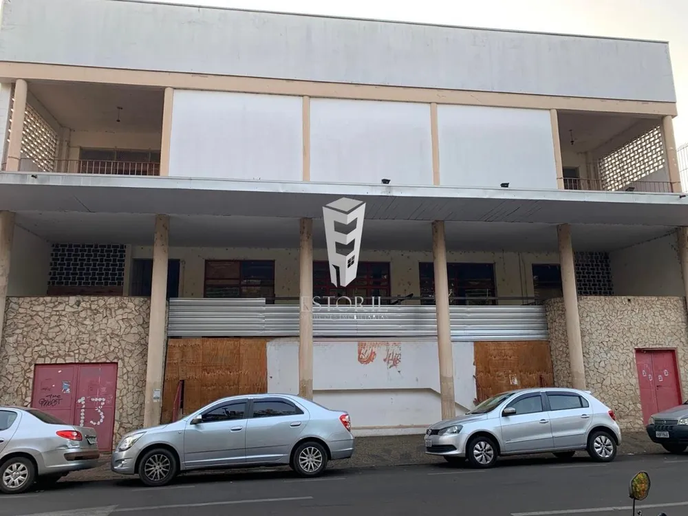 Prédio Inteiro - Foto 1