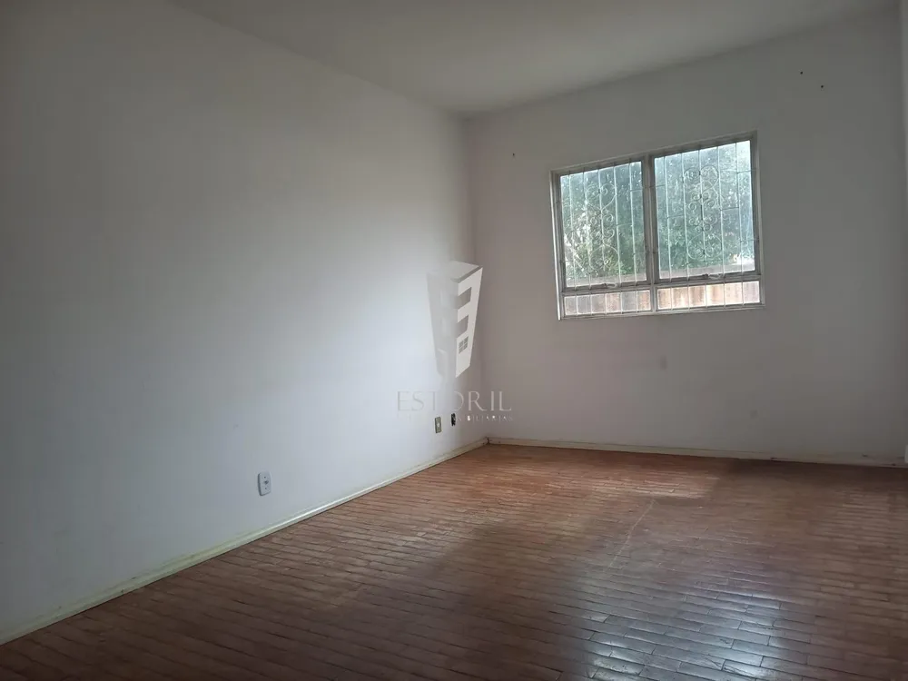 Casa, 3 quartos, 250 m² - Foto 2