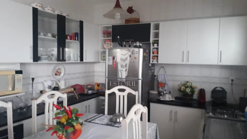 Casa, 2 quartos, 375 m² - Foto 1