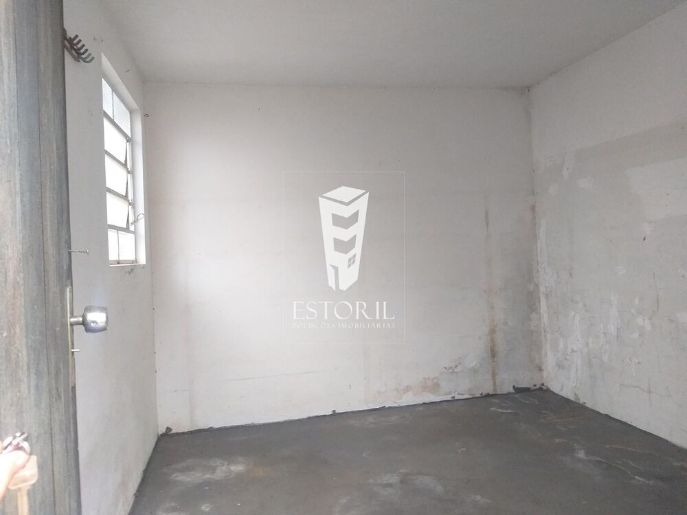Casa à venda com 2 quartos, 350m² - Foto 1