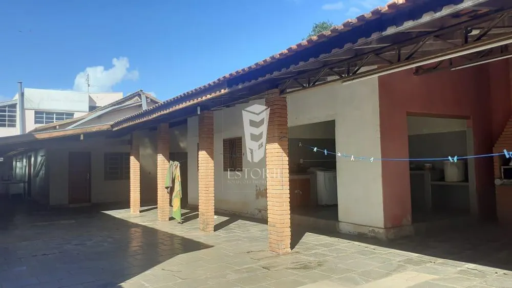 Sobrado, 2 quartos, 707 m² - Foto 2