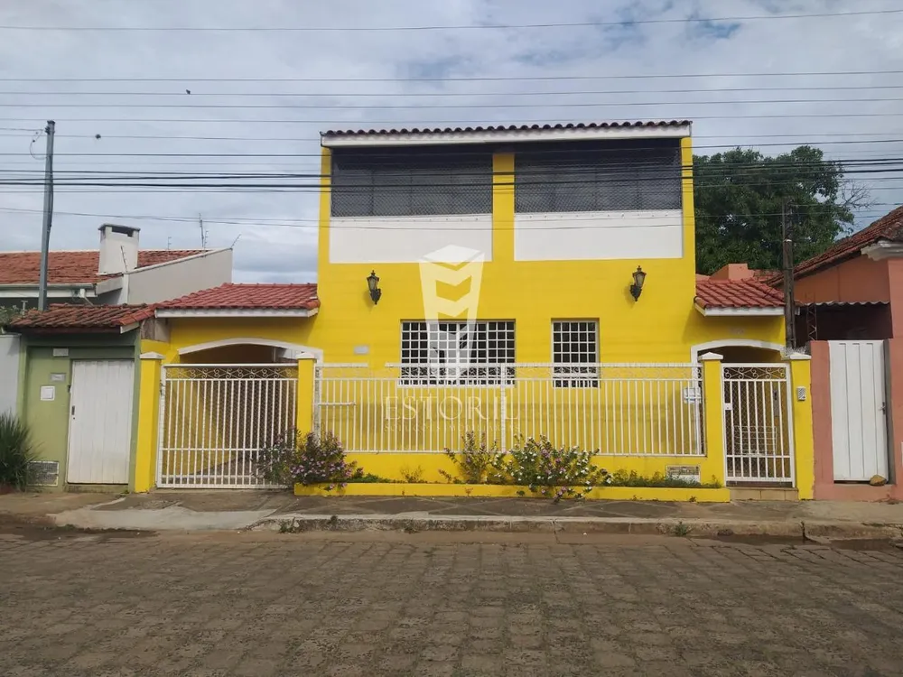 Sobrado, 6 quartos, 374 m² - Foto 1