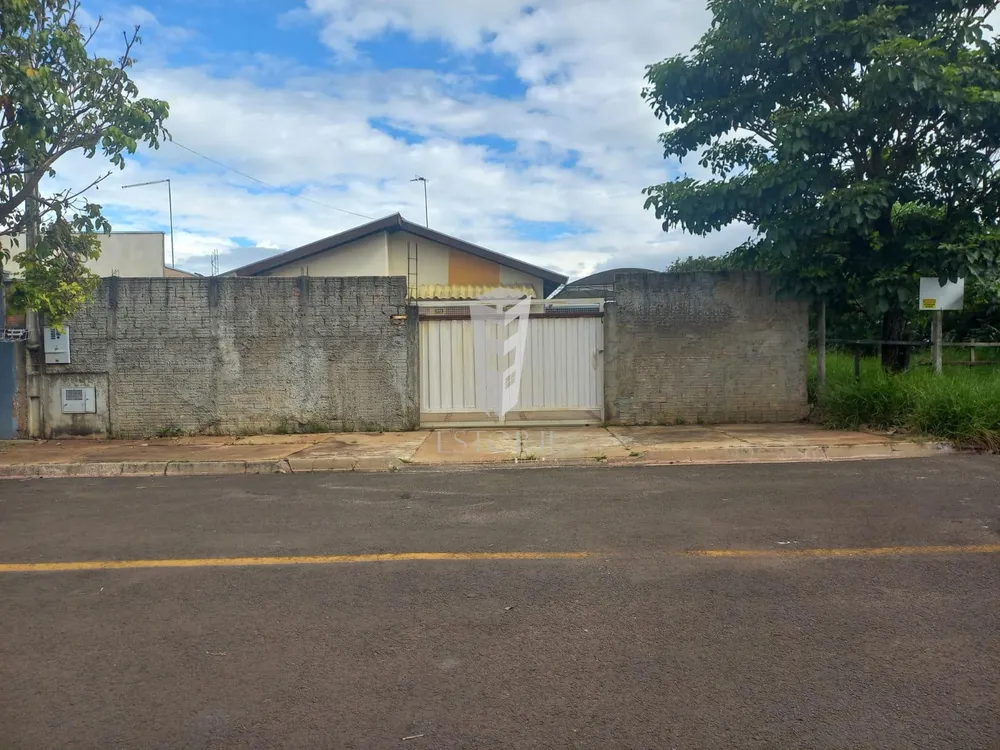 Casa, 3 quartos, 200 m² - Foto 1