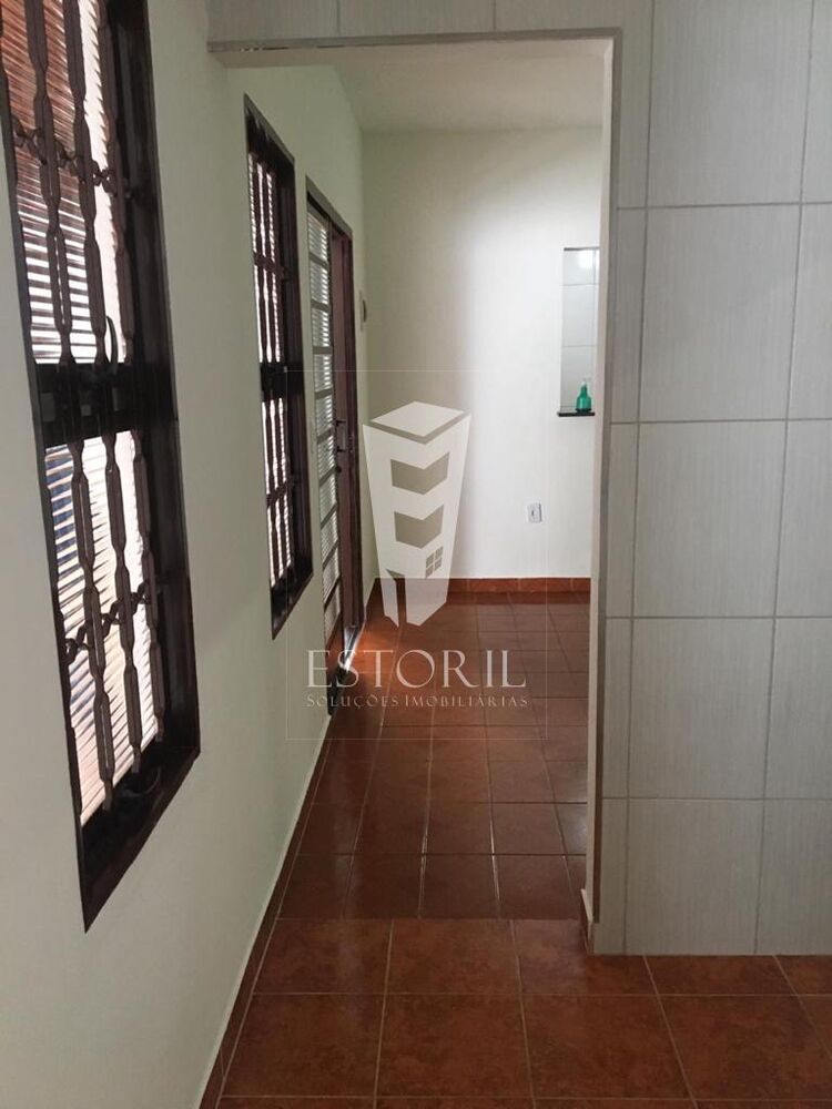 Casa à venda com 2 quartos, 163m² - Foto 5