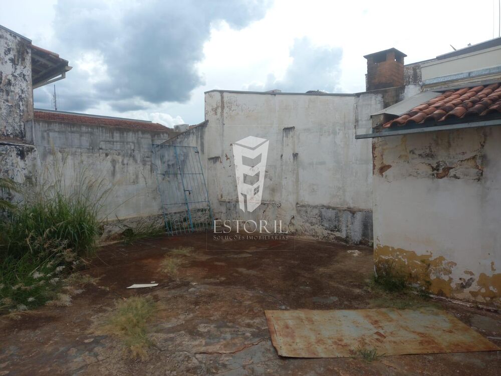 Casa à venda com 3 quartos, 425m² - Foto 2