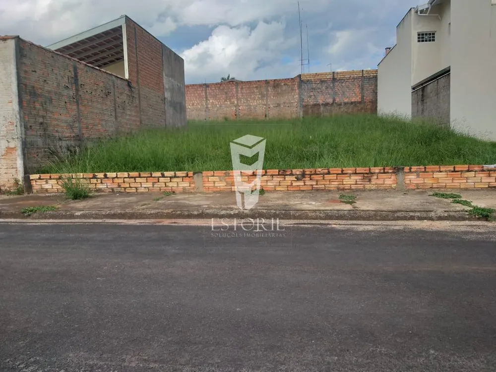 Terreno, 305 m² - Foto 1