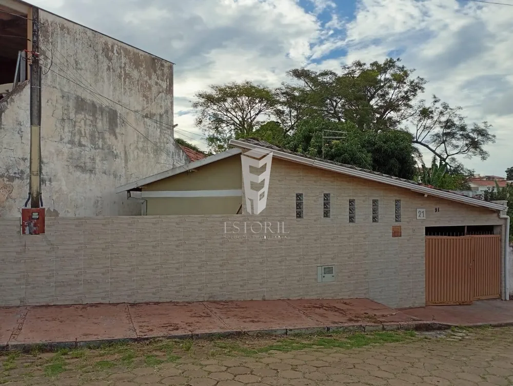 Casa, 3 quartos, 275 m² - Foto 1