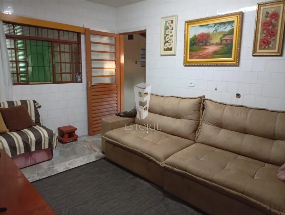 Casa, 3 quartos, 275 m² - Foto 2