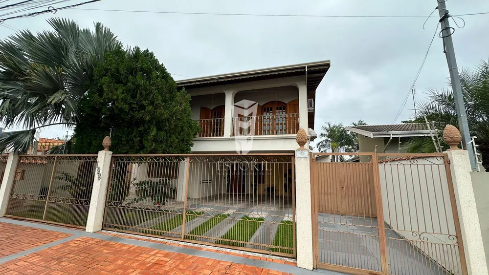 Sobrado, 4 quartos, 450 m² - Foto 1