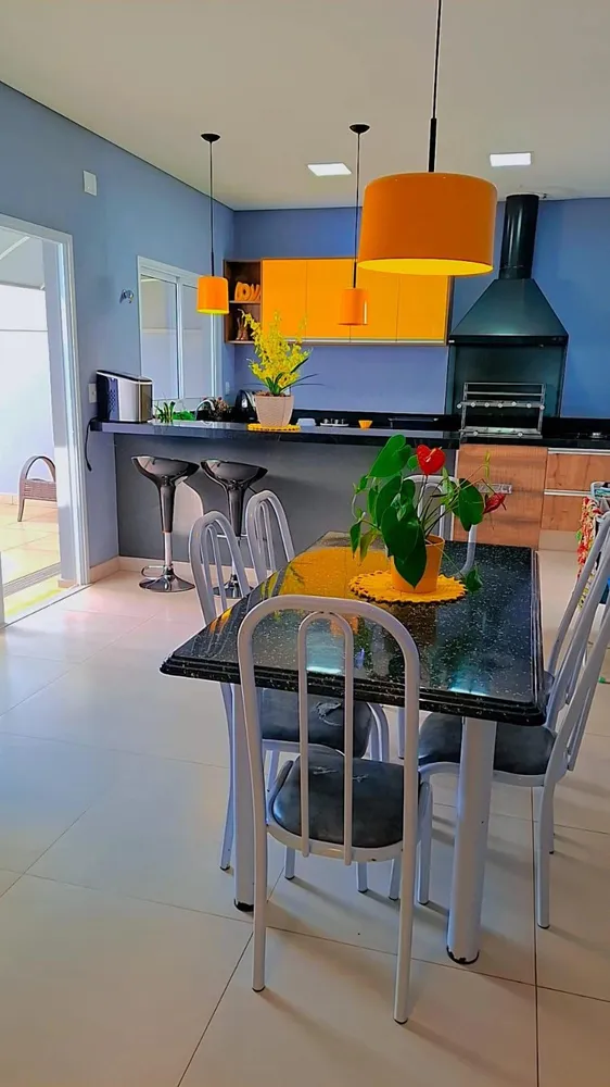 Casa, 2 quartos, 435 m² - Foto 1