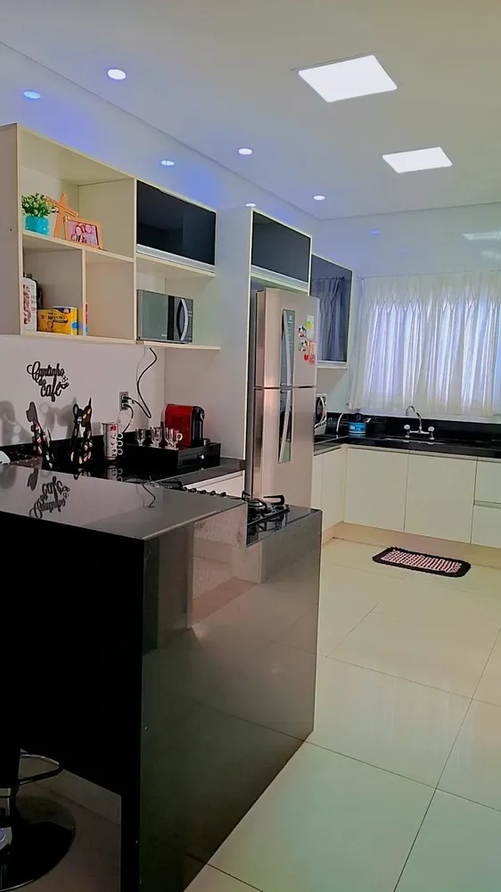 Casa, 2 quartos, 435 m² - Foto 4