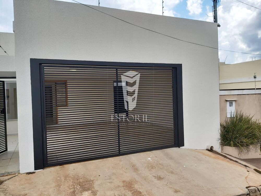 Casa à venda com 2 quartos, 140m² - Foto 9