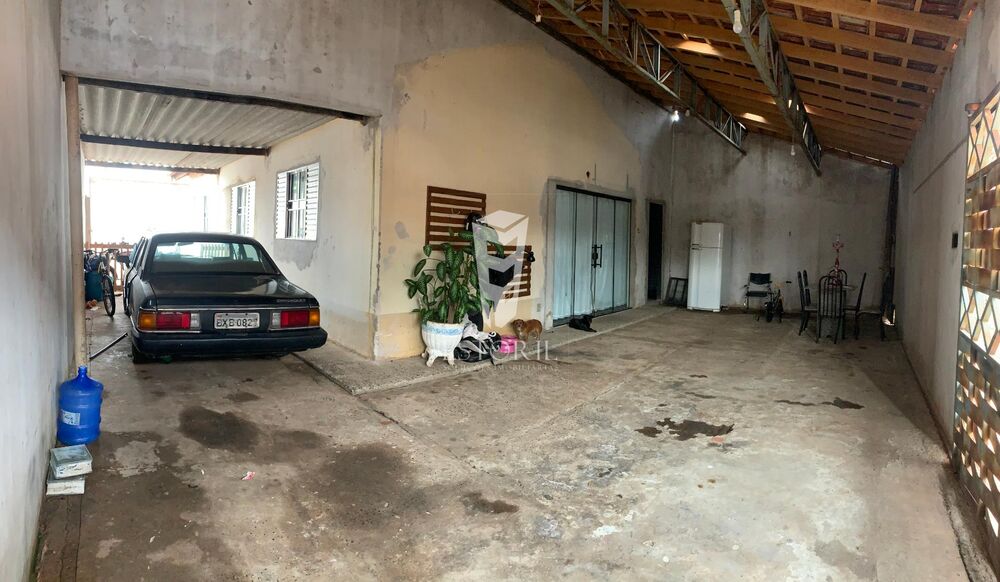 Casa à venda com 2 quartos, 200m² - Foto 16