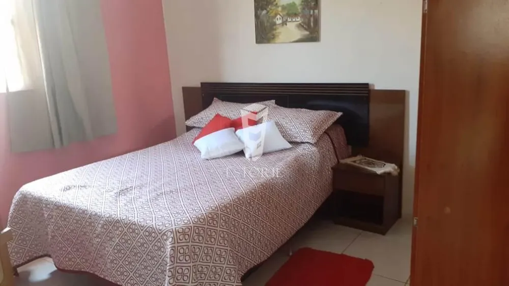 Casa, 2 quartos, 329 m² - Foto 1