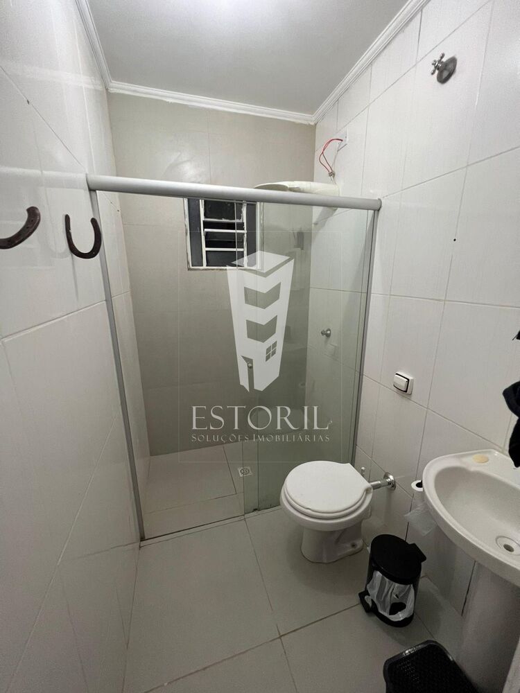 Casa à venda com 3 quartos, 300m² - Foto 7