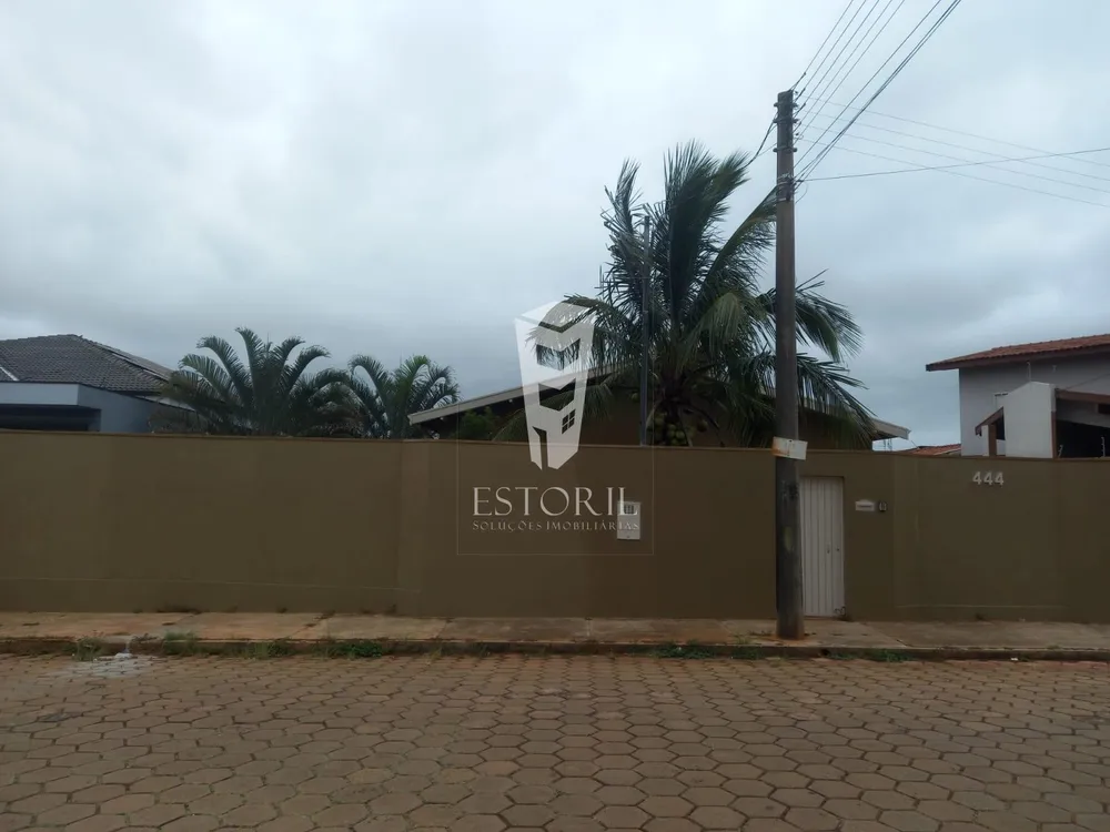 Casa, 2 quartos, 863 m² - Foto 1