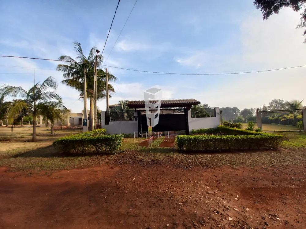 Casa, 2 quartos, 1600 m² - Foto 2