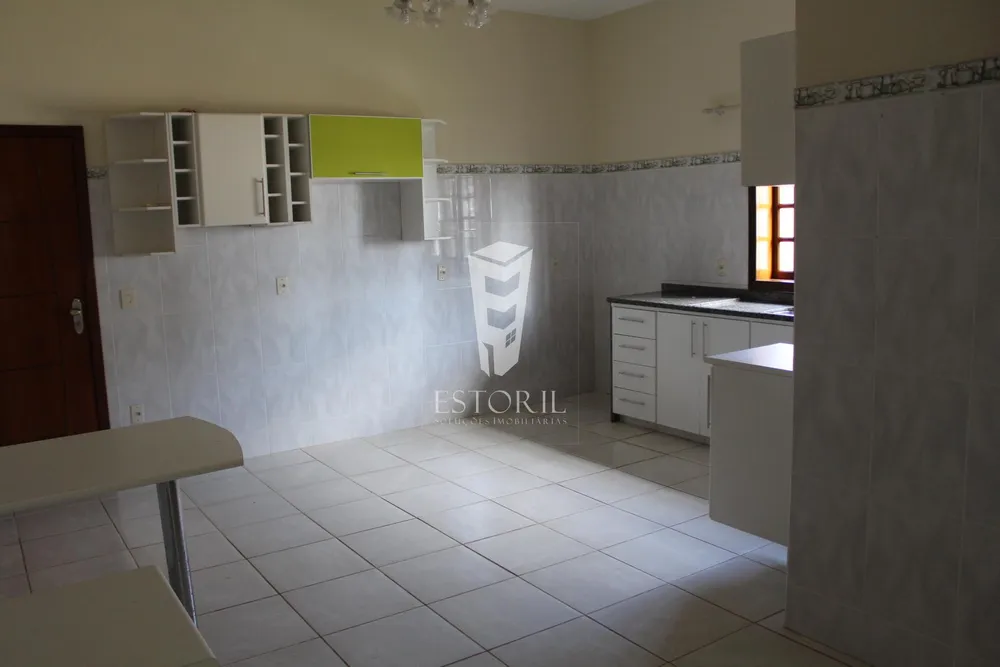 Casa, 4 quartos, 200 m² - Foto 4