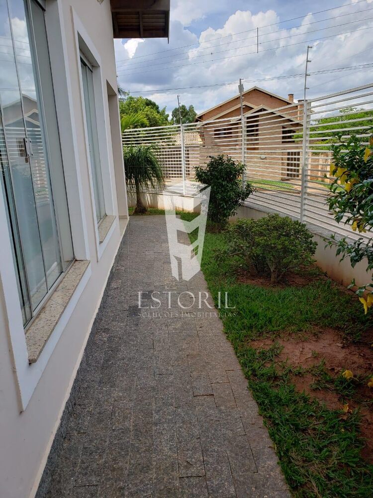 Casa à venda com 3 quartos, 566m² - Foto 3