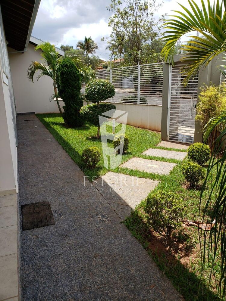 Casa à venda com 3 quartos, 566m² - Foto 4