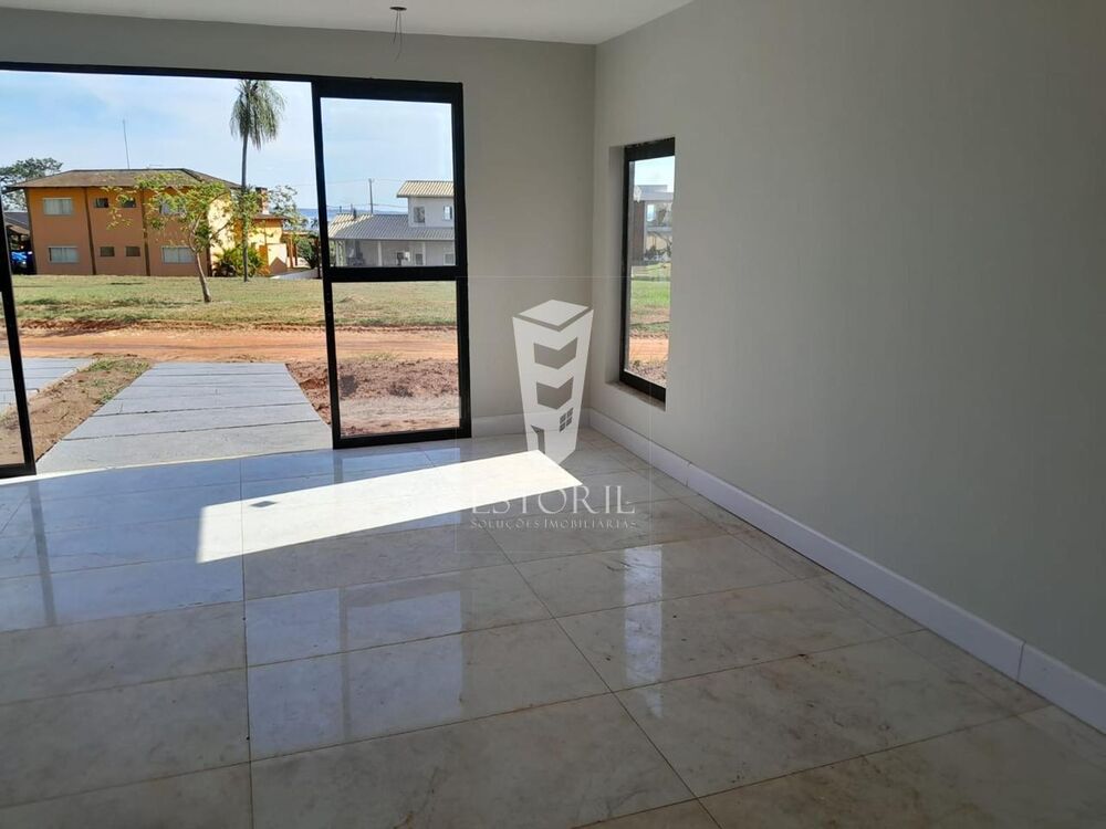 Casa para alugar com 2 quartos, 650m² - Foto 3