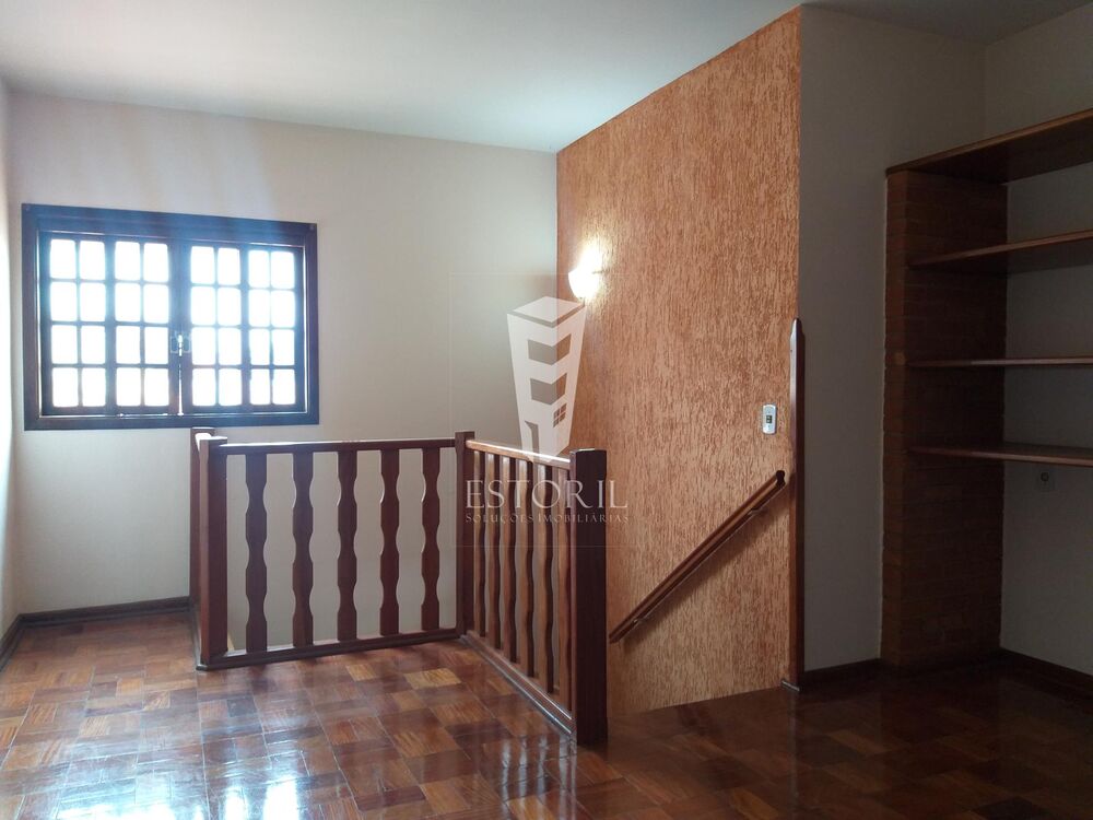 Sobrado, 3 quartos, 287 m² - Foto 1