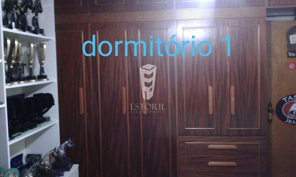 Casa para alugar com 4 quartos, 420m² - Foto 18