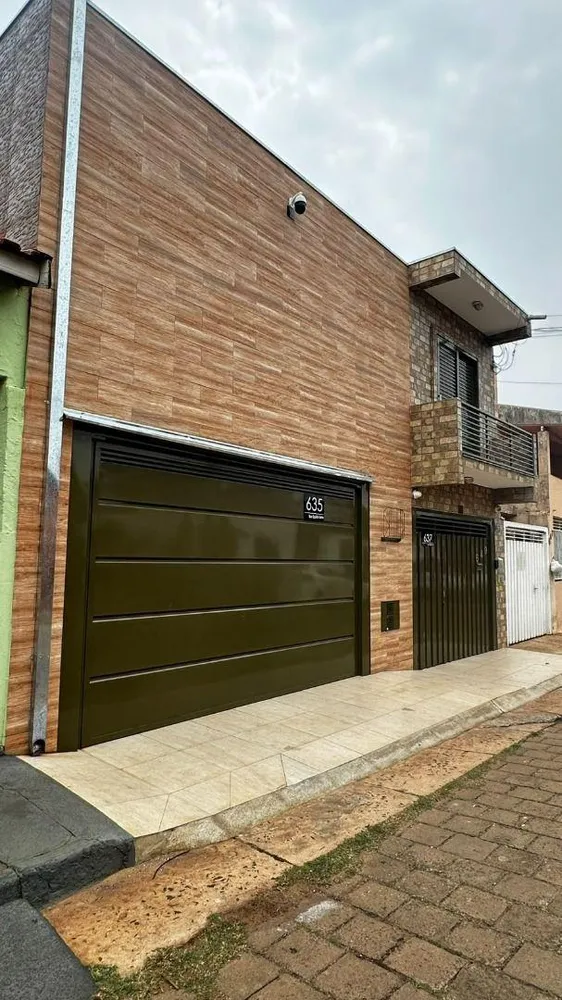 Sobrado, 4 quartos, 290 m² - Foto 2