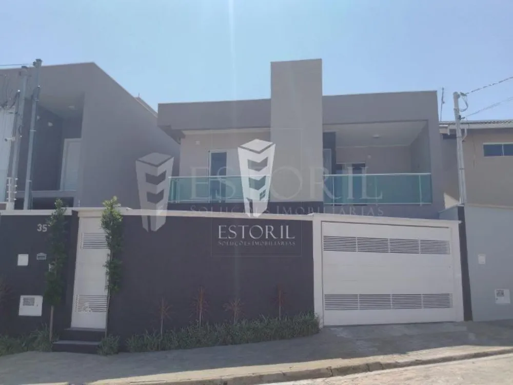 Sobrado, 3 quartos, 192 m² - Foto 1