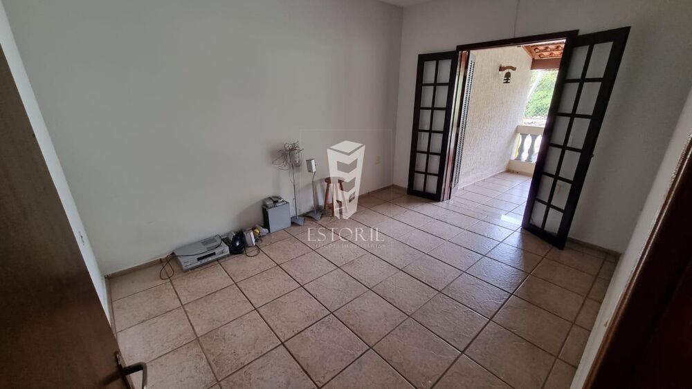 Sobrado à venda com 6 quartos, 374m² - Foto 23
