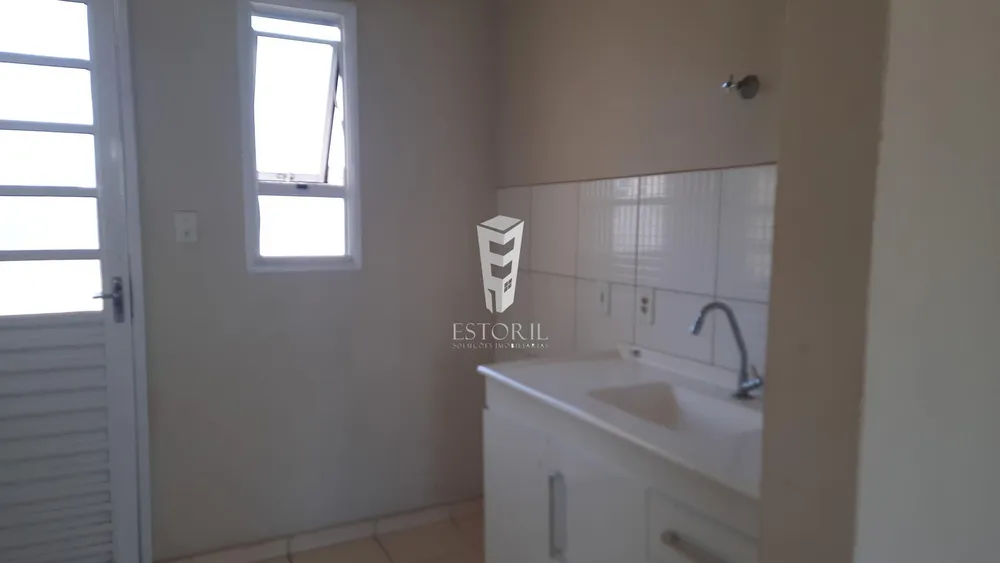 Casa, 2 quartos, 200 m² - Foto 6