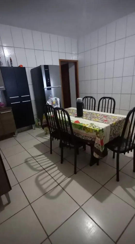 Casa, 2 quartos, 253 m² - Foto 2