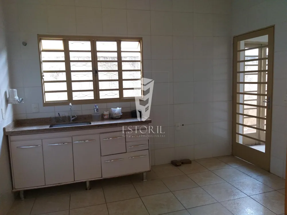 Casa, 2 quartos, 300 m² - Foto 2