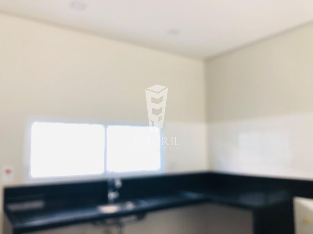 Casa à venda com 2 quartos, 500m² - Foto 6