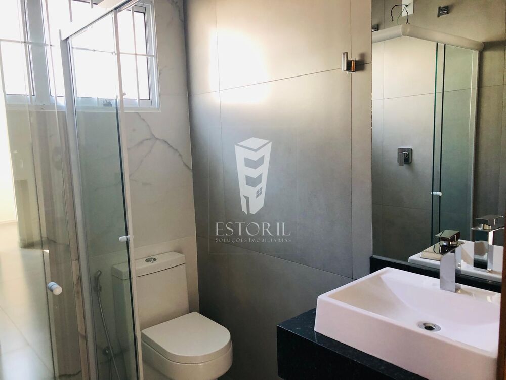 Casa à venda com 2 quartos, 500m² - Foto 19