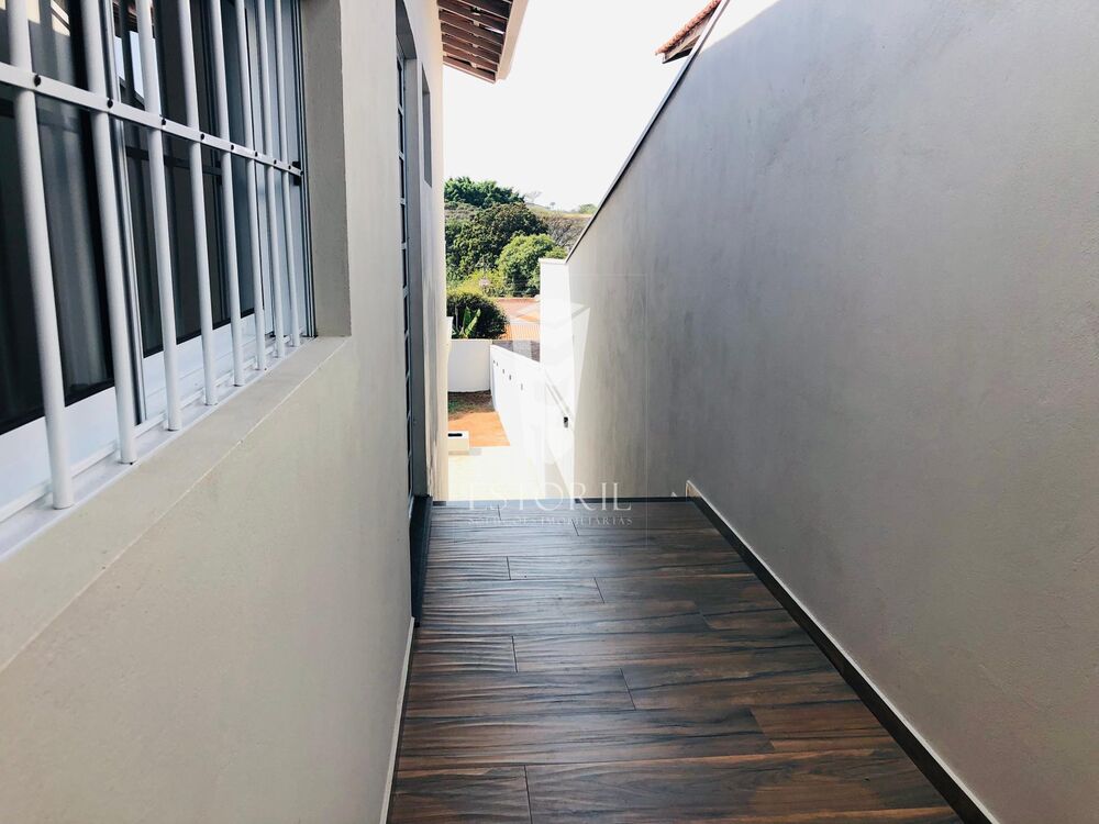 Casa à venda com 2 quartos, 500m² - Foto 9