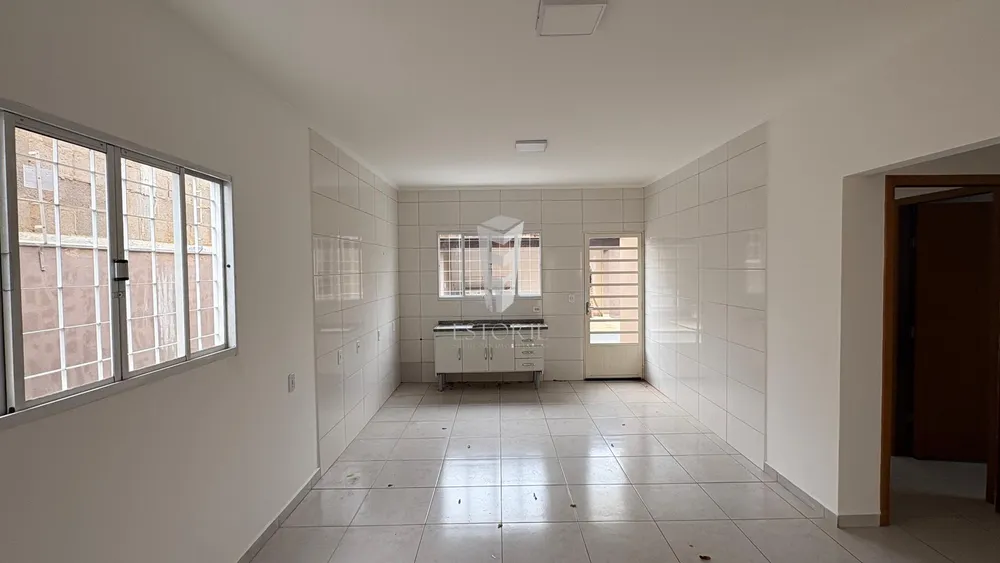Casa, 1 quarto, 200 m² - Foto 3