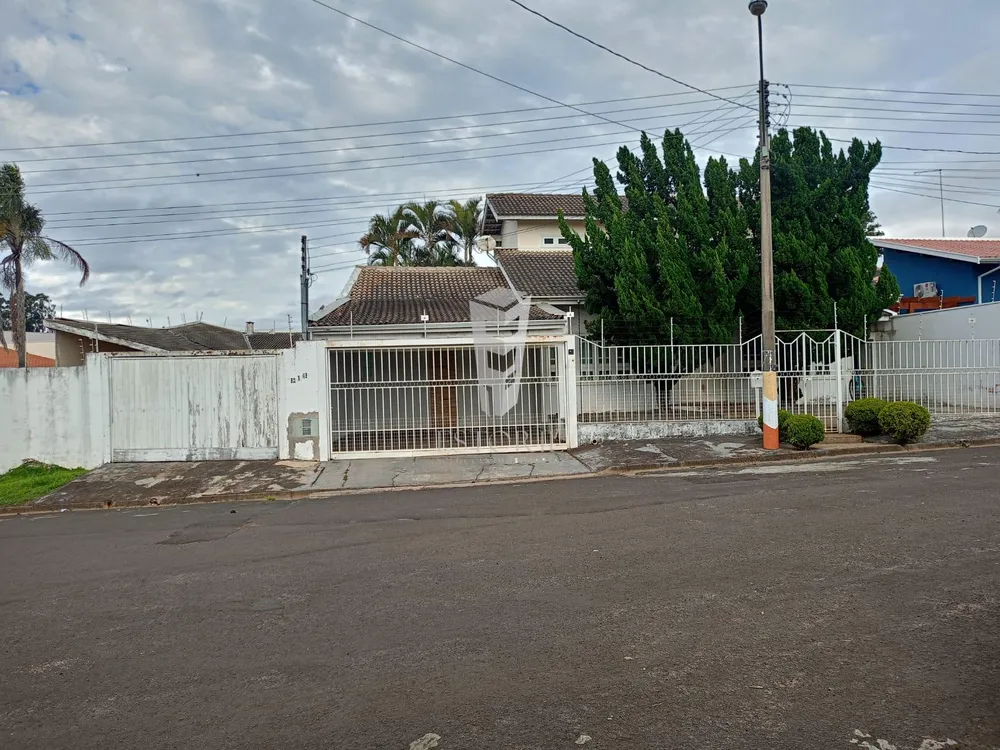 Sobrado, 2 quartos, 998 m² - Foto 1