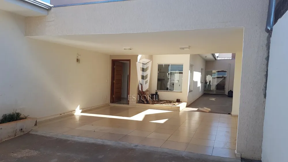 Casa, 3 quartos, 445 m² - Foto 1