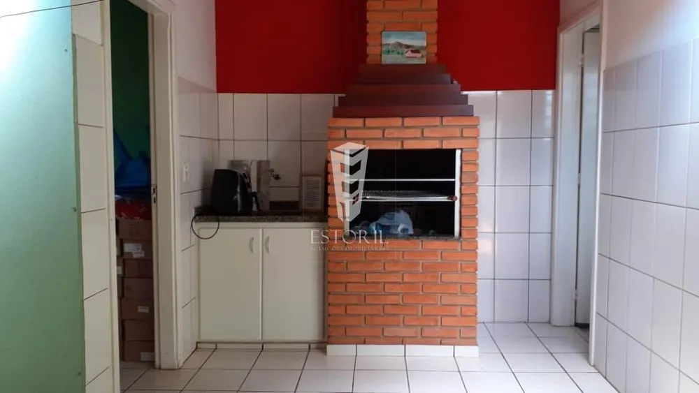 Casa, 3 quartos, 240 m² - Foto 3