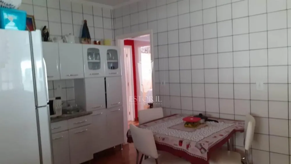 Casa, 3 quartos, 240 m² - Foto 7