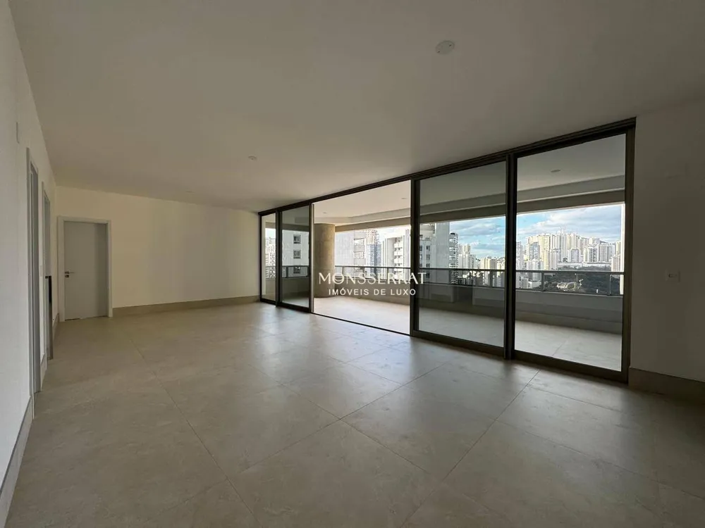 Apartamento, 4 quartos, 208 m² - Foto 1