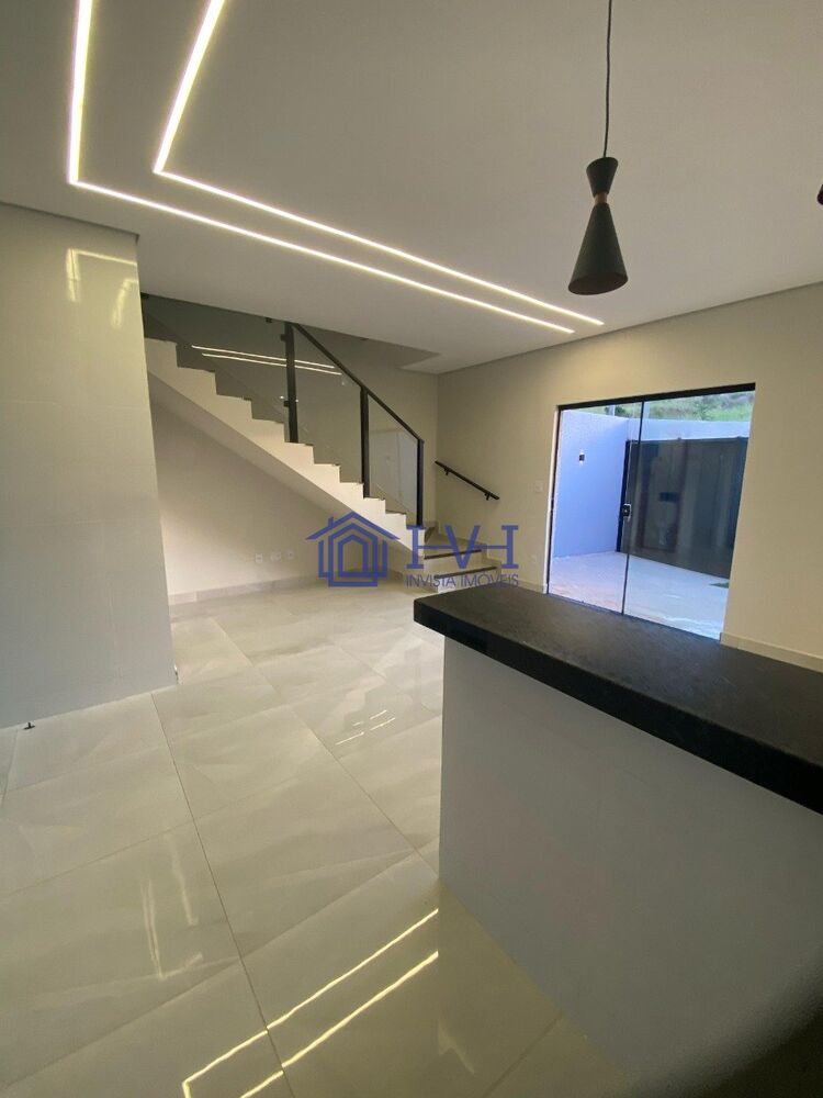 Casa à venda com 3 quartos, 131 - Foto 2