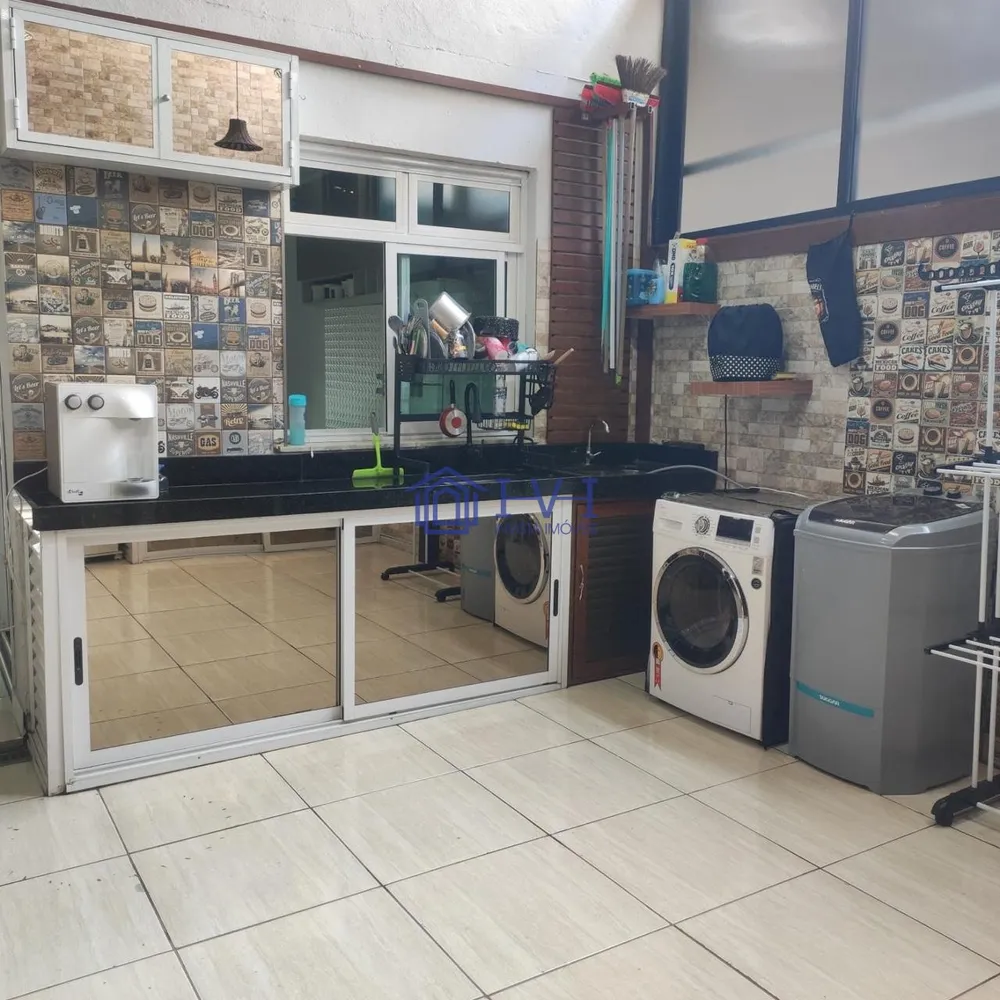 Casa, 2 quartos, 180 m² - Foto 1