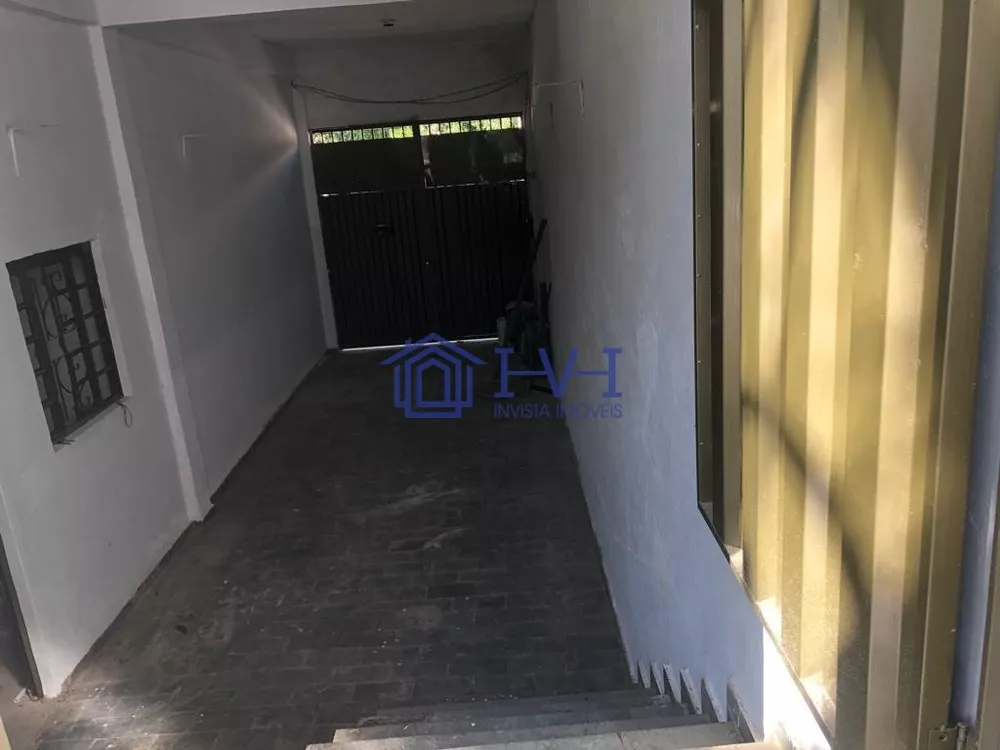 Casa à venda com 4 quartos, 360m² - Foto 17