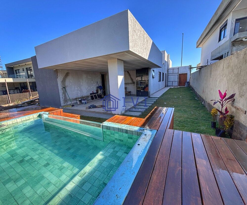 Casa de Condomínio à venda com 3 quartos, 170m² - Foto 1