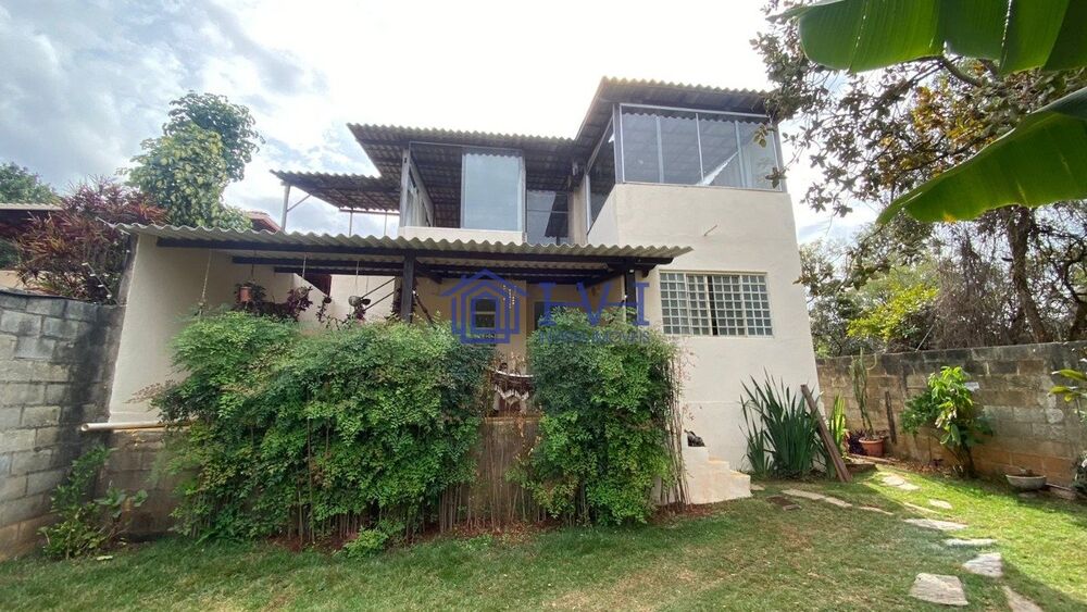 Casa à venda com 2 quartos, 230m² - Foto 3