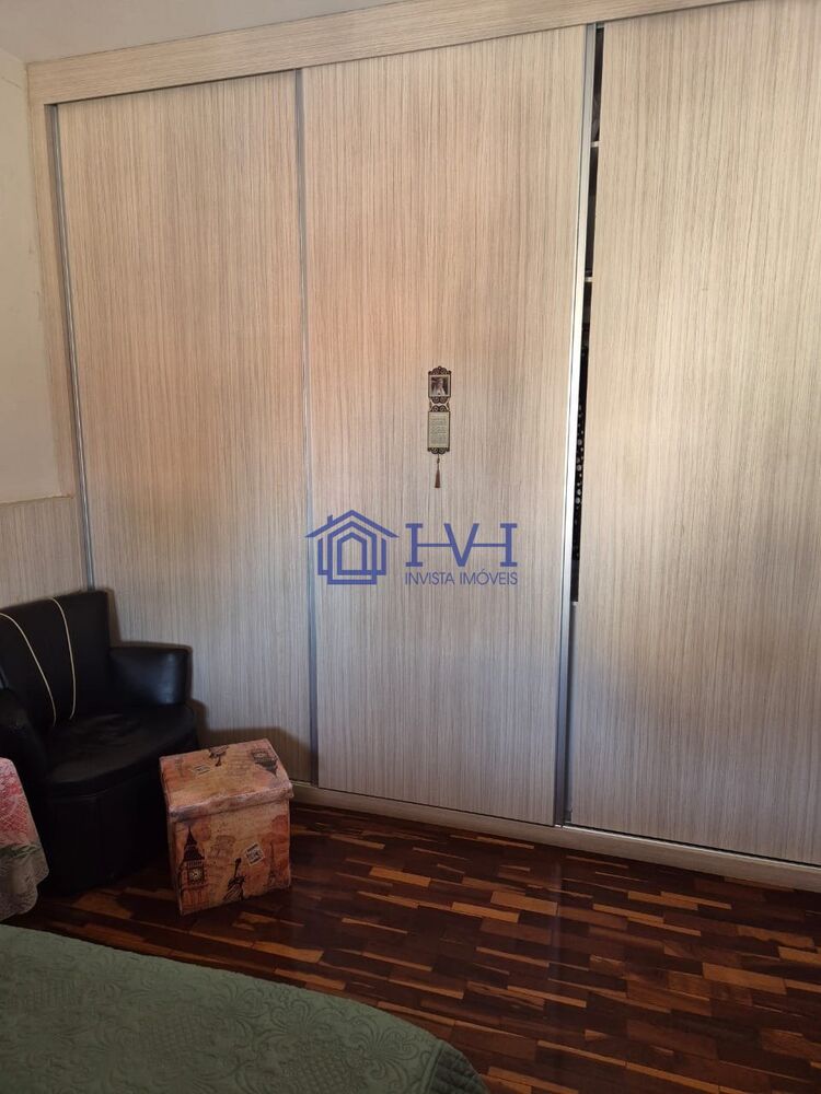 Casa, 5 quartos, 330 m² - Foto 1